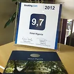 Ifigenia * Leptokaryá