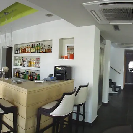 酒店 Ifigenia